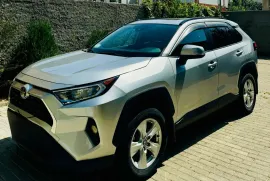 Toyota, RAV4