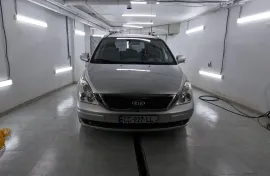 Kia, Carnival