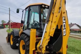 JCB, 4 CX