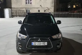 Mitsubishi, Outlander