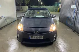 Toyota, Prius