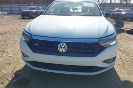 Volkswagen, Jetta