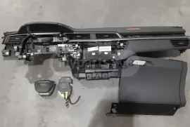 ავტონაწილები, ინტერიერი და სალონი, უსაფრთხოების ღვედები, AUDI 