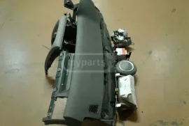 ავტონაწილები, ინტერიერი და სალონი, უსაფრთხოების ღვედები, AUDI 