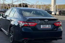 Toyota, Camry