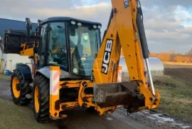 JCB, 4 CX