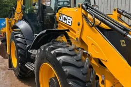 JCB, 4 CX