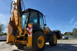 JCB, 4 CX