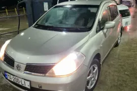 Nissan, Tiida