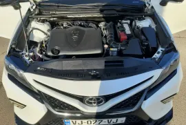 Toyota, Camry
