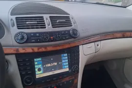 Mercedes-Benz, E CLASS, E 210