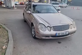 Mercedes-Benz, E CLASS, E 210