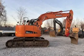 Doosan, DX225LCA