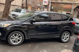 Ford, Escape
