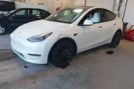 Tesla, Y performance