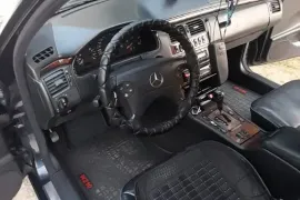 Mercedes-Benz, E CLASS, E 210