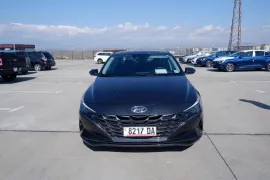 Hyundai, Elantra