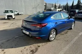 Hyundai, Elantra