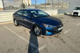 Hyundai, Elantra