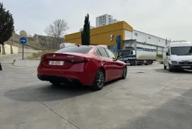 Alfa Romeo, Giulia