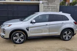 Mitsubishi, Outlander