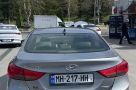 Hyundai, Elantra