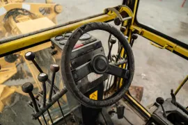 Komatsu, GD705
