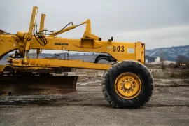 Komatsu, GD705