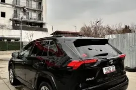 Toyota, RAV4