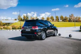 Toyota, Land Cruiser