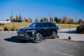 Lexus, LX series, LX 600