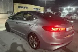 Hyundai, Elantra