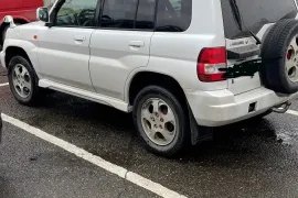 Mitsubishi, Pajero IO