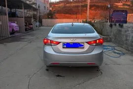 Hyundai, Elantra