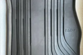 ავტონაწილები, ინტერიერი და სალონი, იატაკის საფენი და ხალიჩები, BMW 