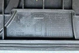 ავტონაწილები, ინტერიერი და სალონი, იატაკის საფენი და ხალიჩები, BMW 