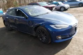 Tesla, Model S