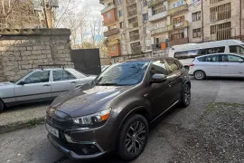 Mitsubishi, Outlander Sport