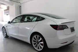 Tesla, Model 3