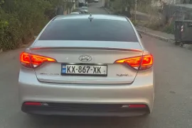 Hyundai, Sonata