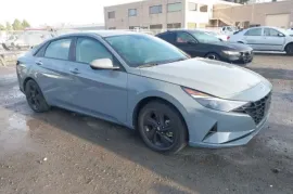 Hyundai, Elantra