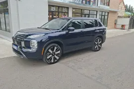 Mitsubishi, Outlander