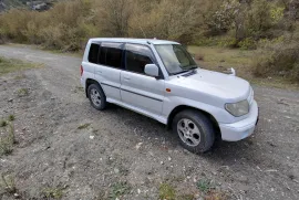 Mitsubishi, Pajero IO