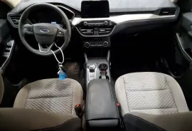 Ford, Escape