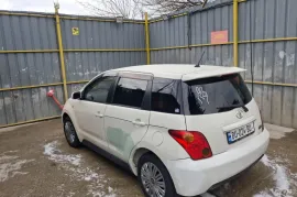Toyota, IST