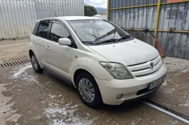 Toyota, IST