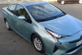 Toyota, Prius