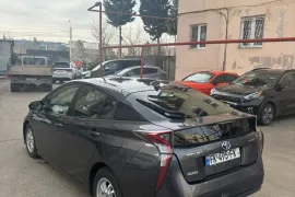 Toyota, Prius
