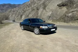 Lincoln, Town Car