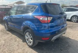 Ford, Escape